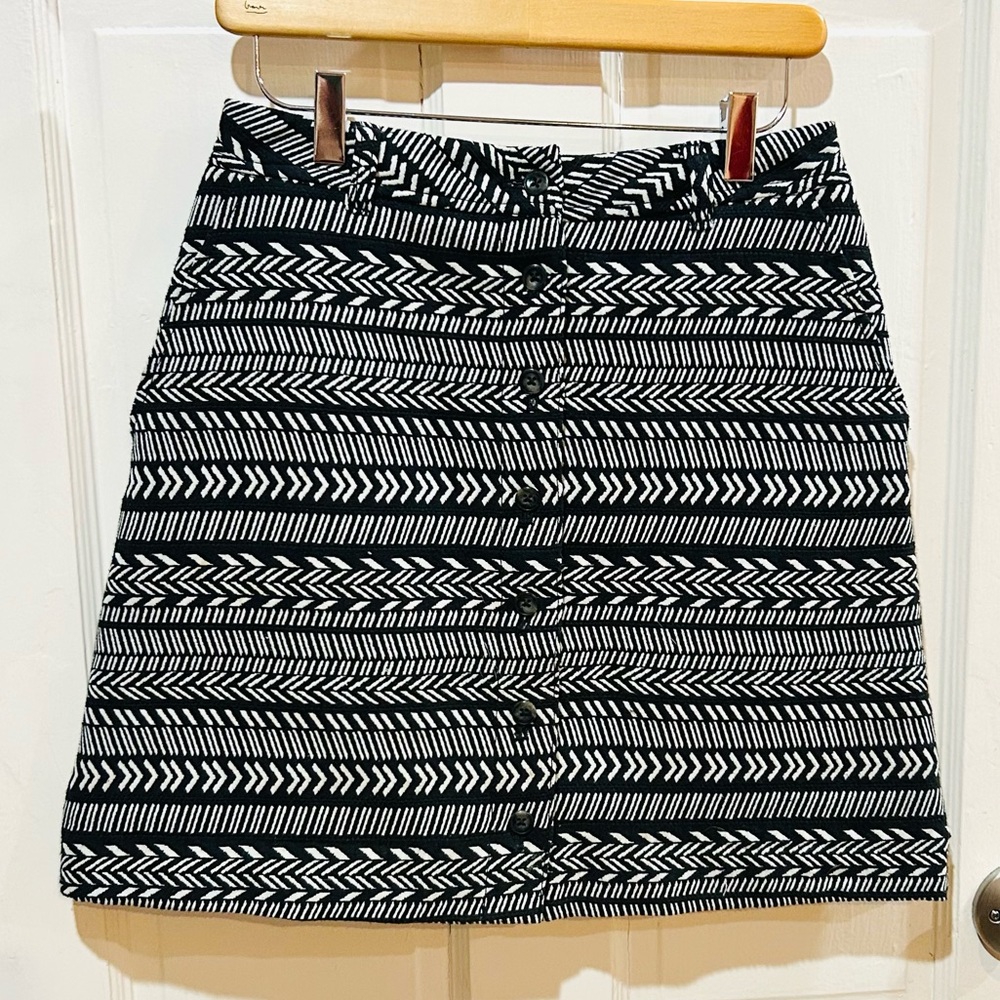 Anthropologie Maeve "Fieldnotes" Black & White Tweed Mini Skirt Tribal Size 4 - Picture 4 of 8